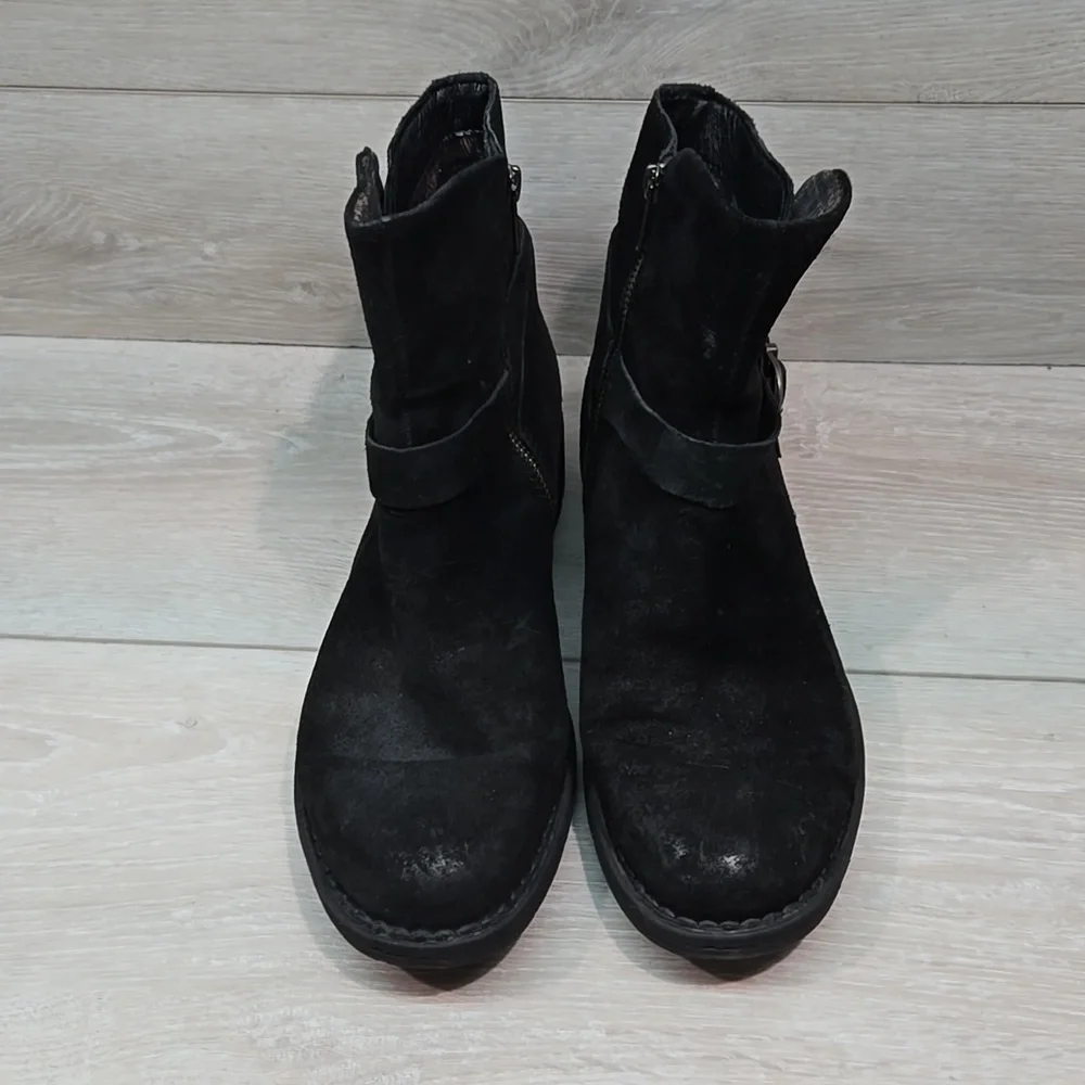 Born Women Ankle Moto Distressed Leather Boots shoes sz 8.5M